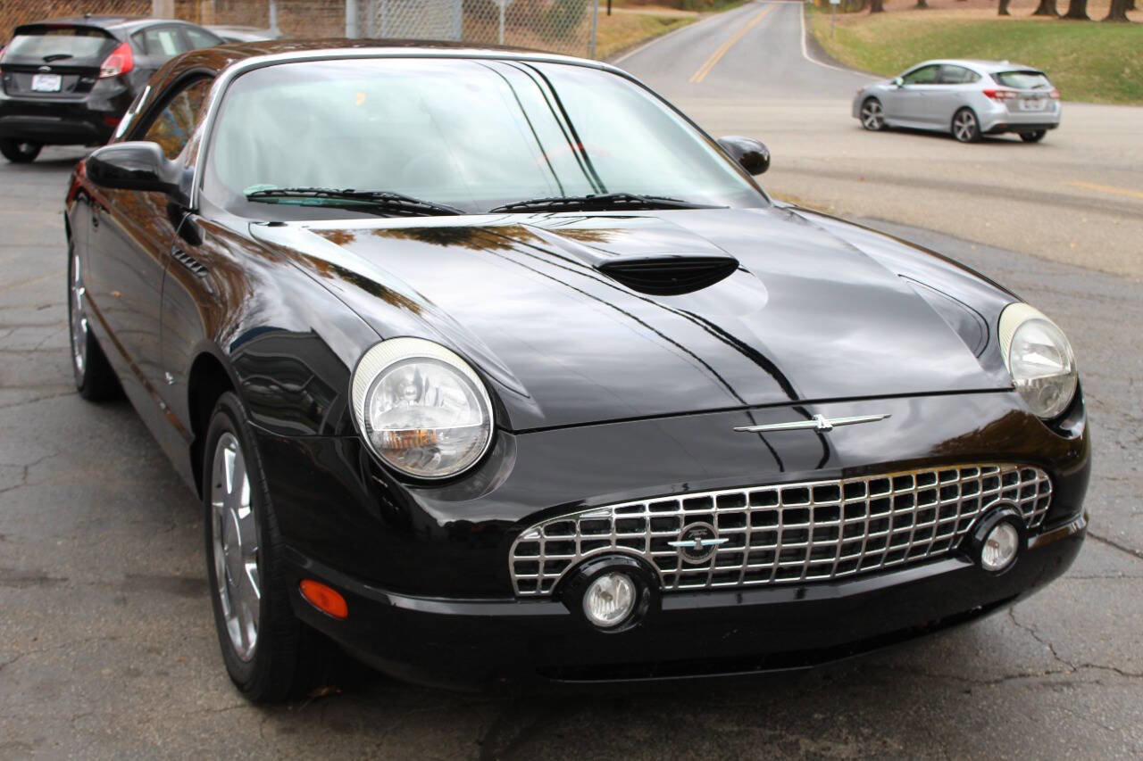 Used 2003 Ford Thunderbird image 2