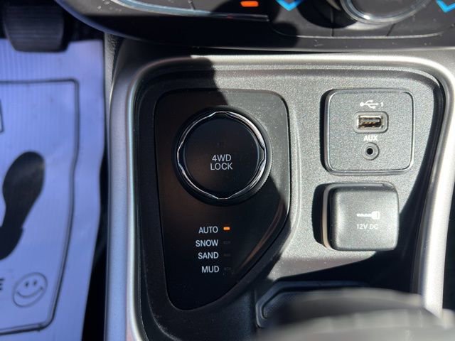 Used 2019 Jeep Compass Latitude w/ Cold Weather Group image 29