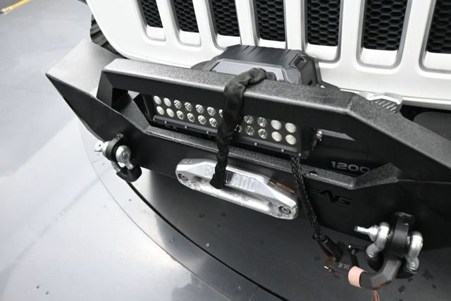 Used 2018 Jeep Wrangler Unlimited Sahara AWD/4WD image 27