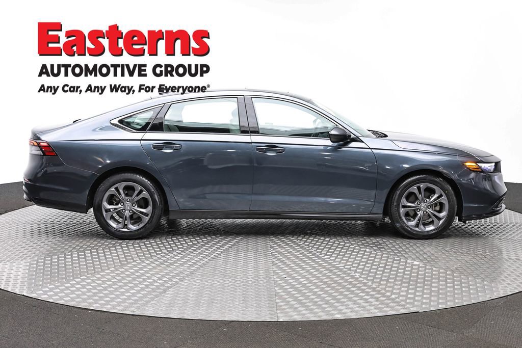 Used 2023 Honda Accord EX image 4