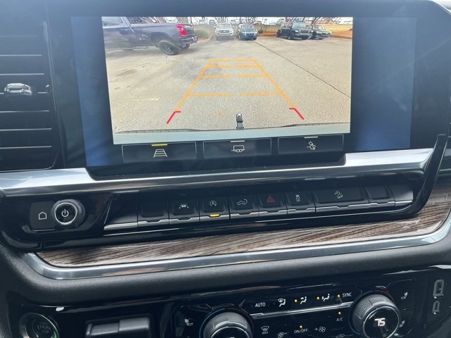 Used 2024 Chevrolet Silverado 1500 LT Trail Boss w/ Convenience Package II image 16