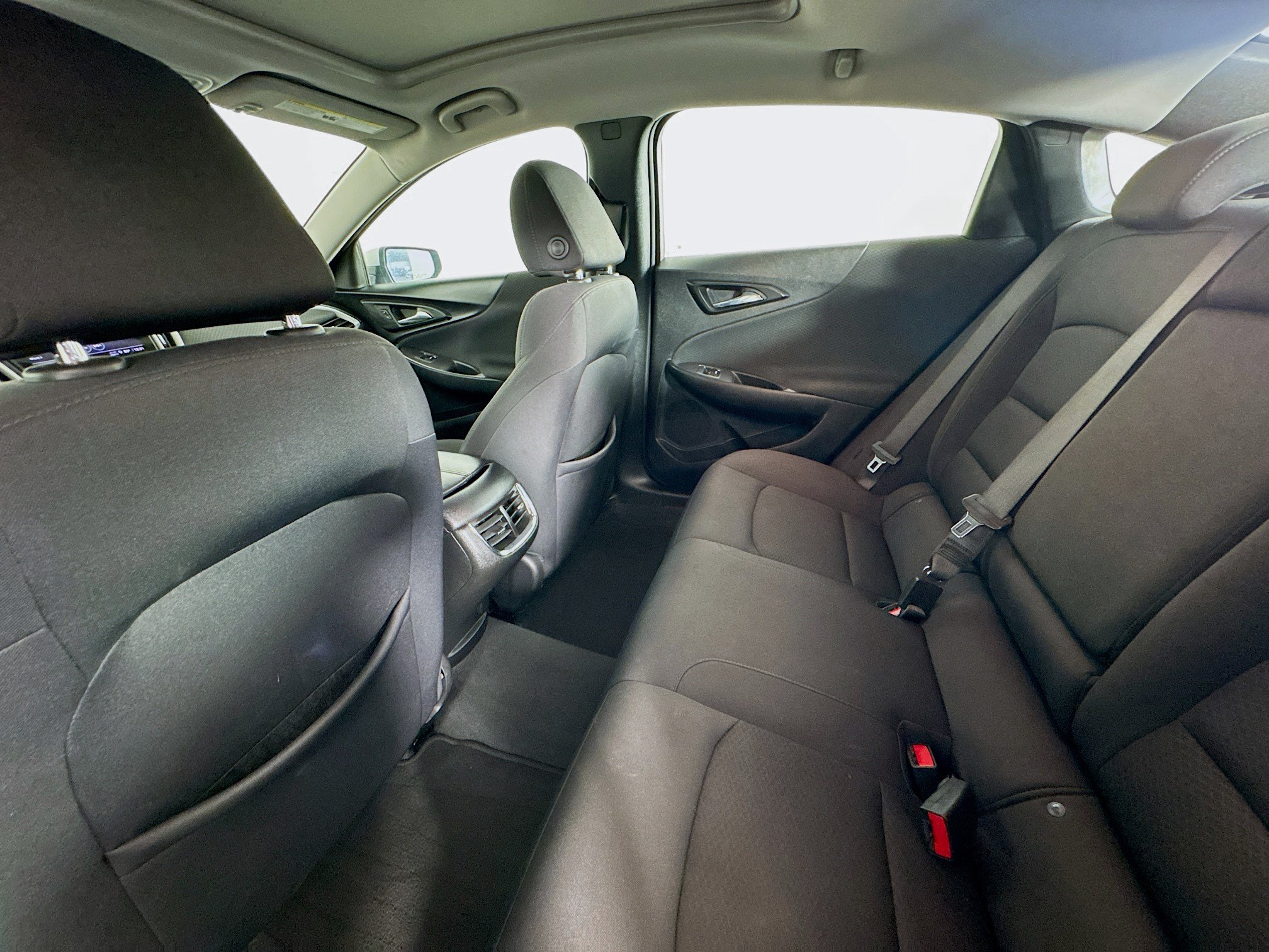 Used 2022 Chevrolet Malibu LT FWD image 24