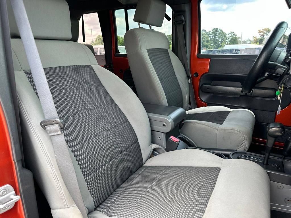 Used 2009 Jeep Wrangler Unlimited X AWD/4WD image 22