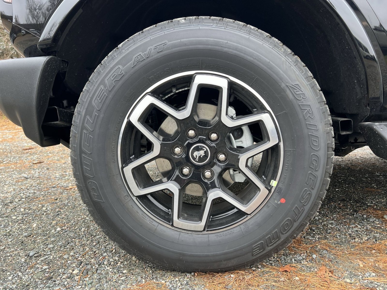 New 2025 Ford Bronco Outer Banks image 12