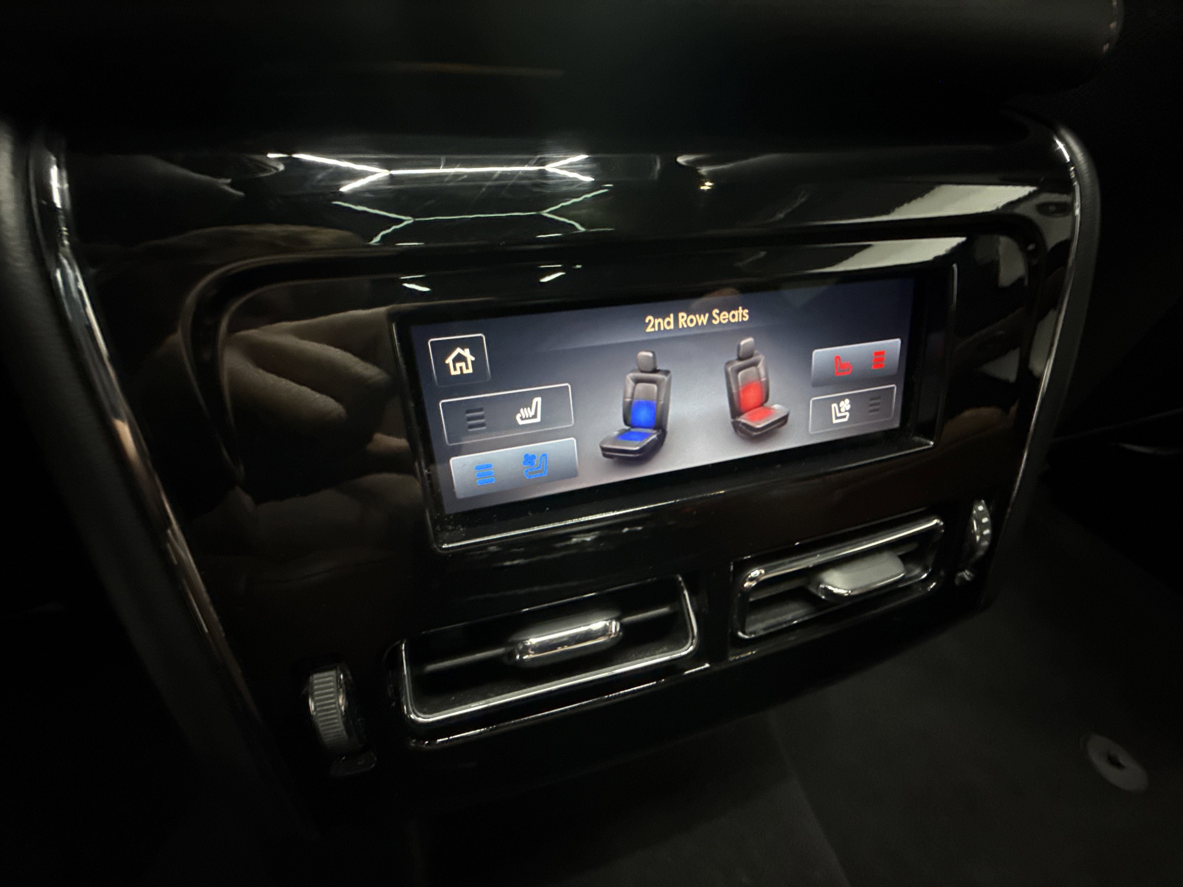 Used 2023 Lincoln Aviator Reserve w/ Equipment Group 201A image 25