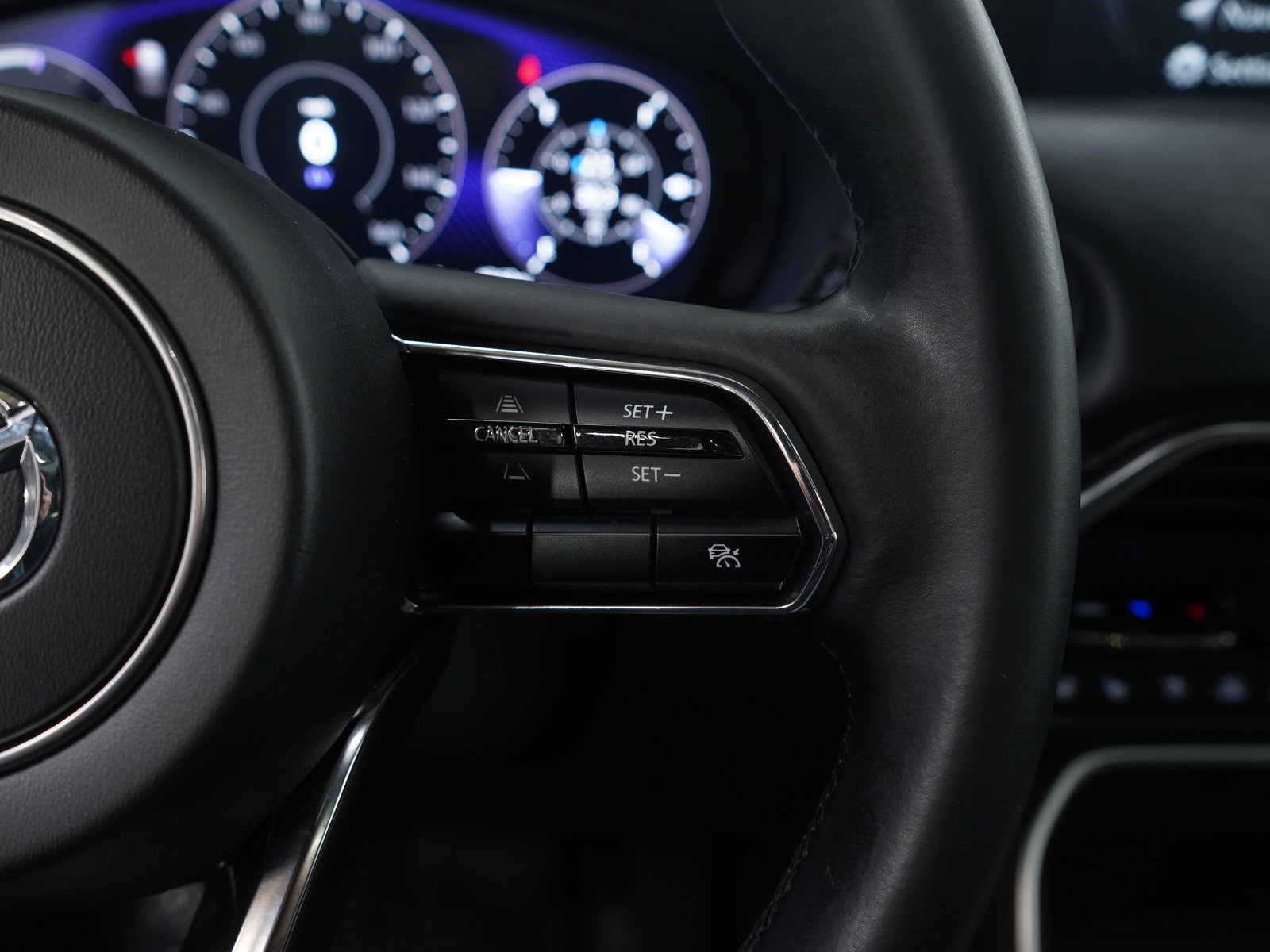 Certified 2024 MAZDA CX-90 Plug-In Hybrid w/ Premium Plus image 19