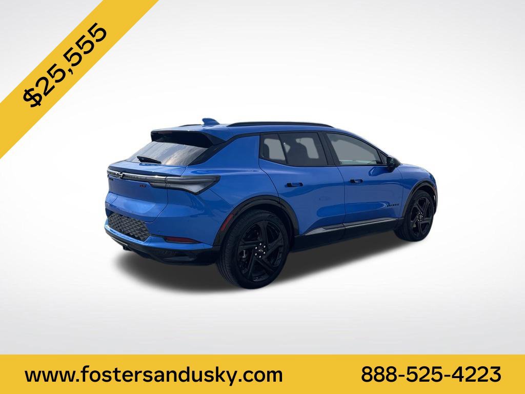 Used 2024 Chevrolet Equinox EV RS w/ LPO, Trailering Package FWD image 4