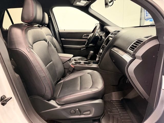 Used 2019 Ford Explorer Sport AWD/4WD image 15