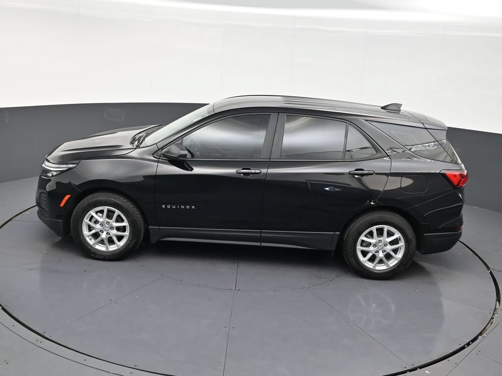 Used 2024 Chevrolet Equinox LS FWD image 10