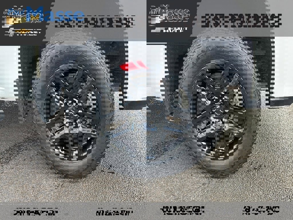 Certified 2023 Chevrolet Silverado 1500 RST w/ Redline Edition image 9