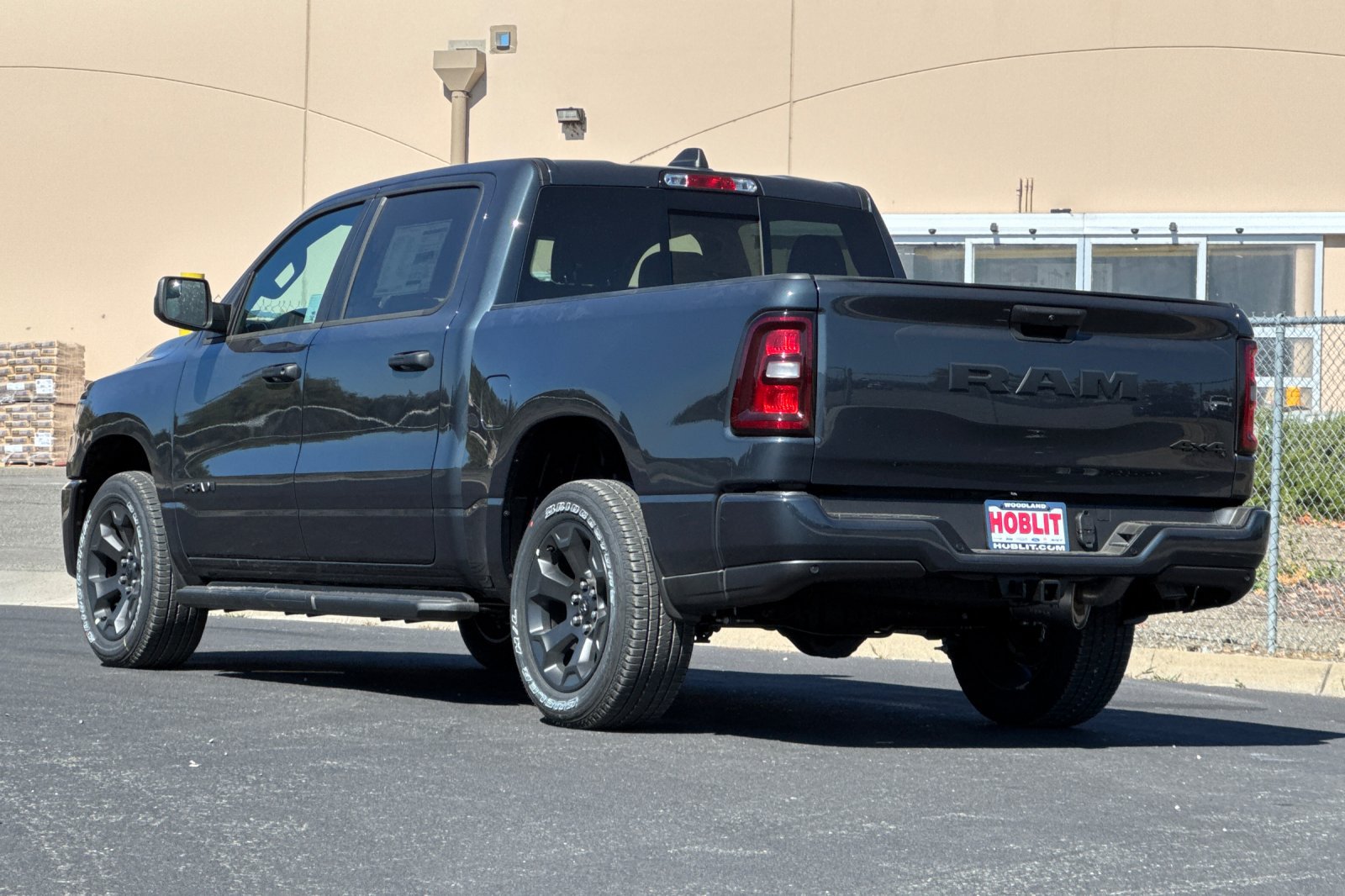 New 2026 RAM 1500 Express AWD/4WD image 5