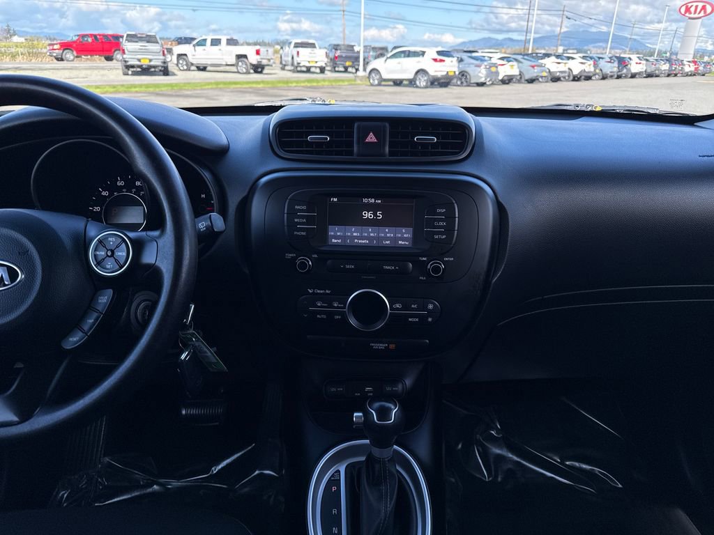 Used 2017 Kia Soul + image 23