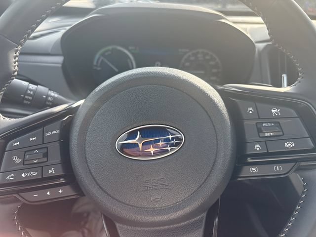 Used 2025 Subaru Forester Premium AWD/4WD image 16