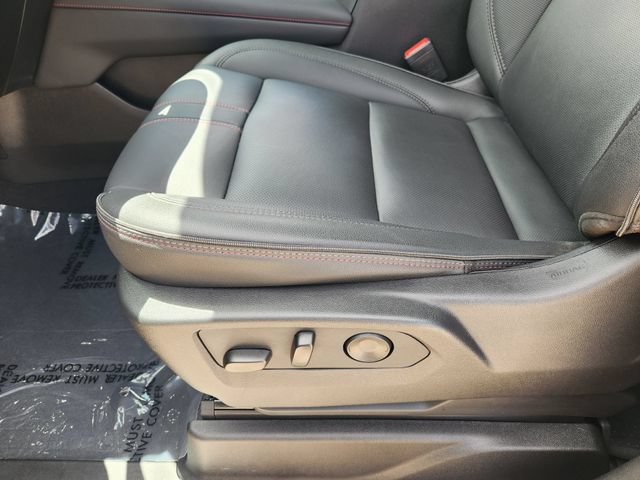 Used 2026 Chevrolet Suburban RST w/ Comfort Package RWD image 25