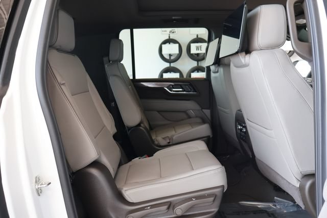 New 2026 GMC Yukon XL Elevation w/ Elevation Premium Package AWD/4WD image 25