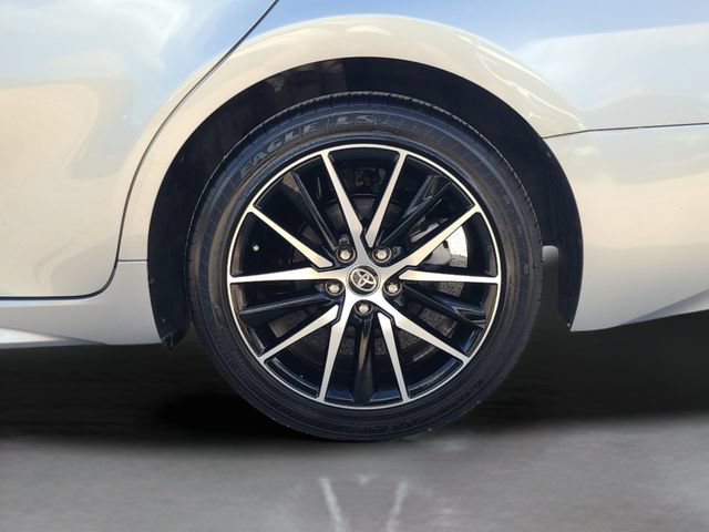 Used 2023 Toyota Camry SE w/ Convenience Package FWD image 12