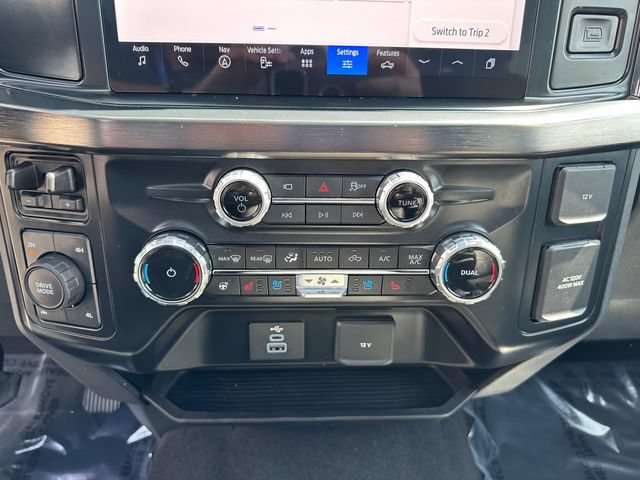 Used 2025 Ford F350 Lariat w/ Camper Package AWD/4WD image 18