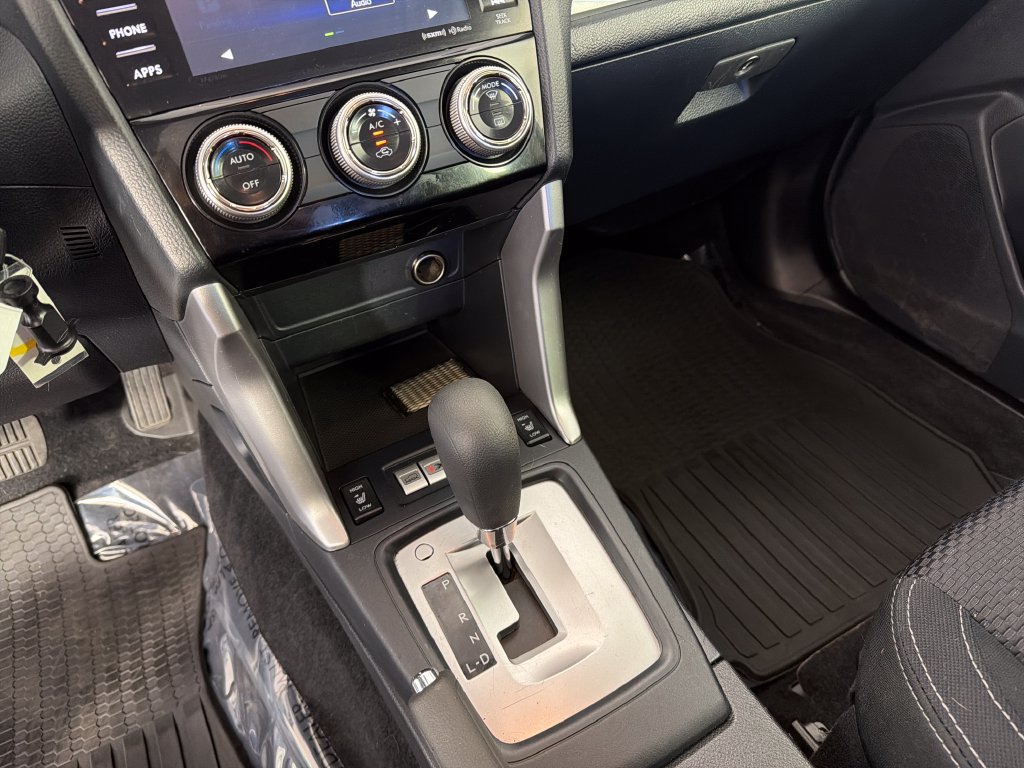 Used 2017 Subaru Forester 2.5i Premium AWD/4WD image 16