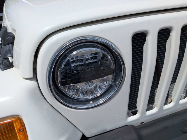 Used 2000 Jeep Wrangler Sahara AWD/4WD image 9