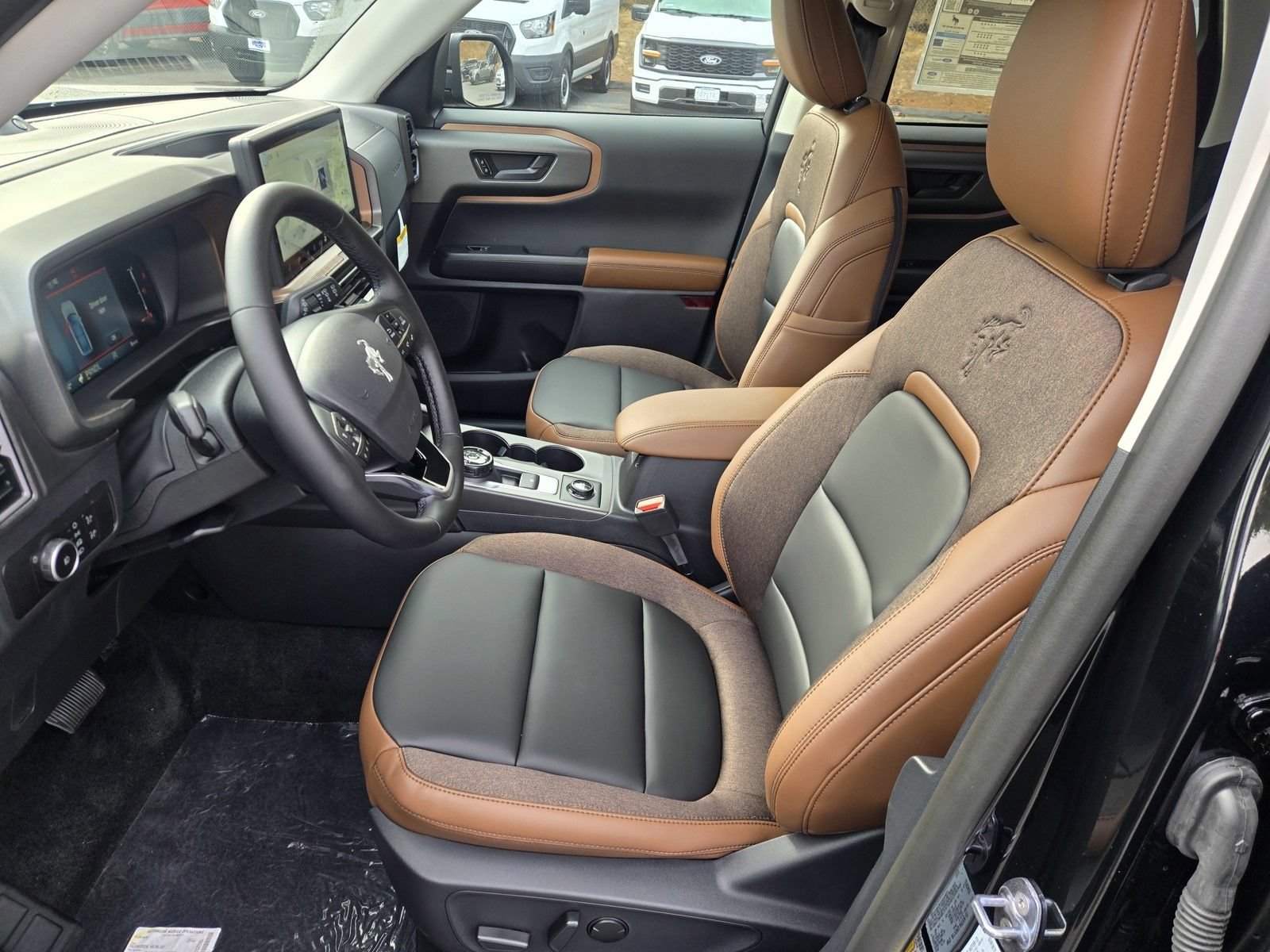 New 2026 Ford Bronco Sport Outer Banks w/ Outer Banks Tech Package+ AWD/4WD image 8