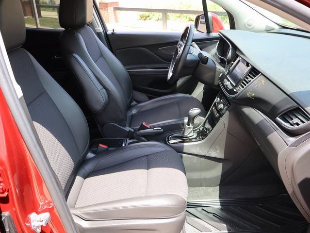 Used 2022 Buick Encore Preferred w/ Safety Package AWD/4WD image 7