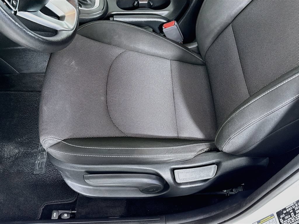 Used 2023 Kia Forte LX FWD image 19