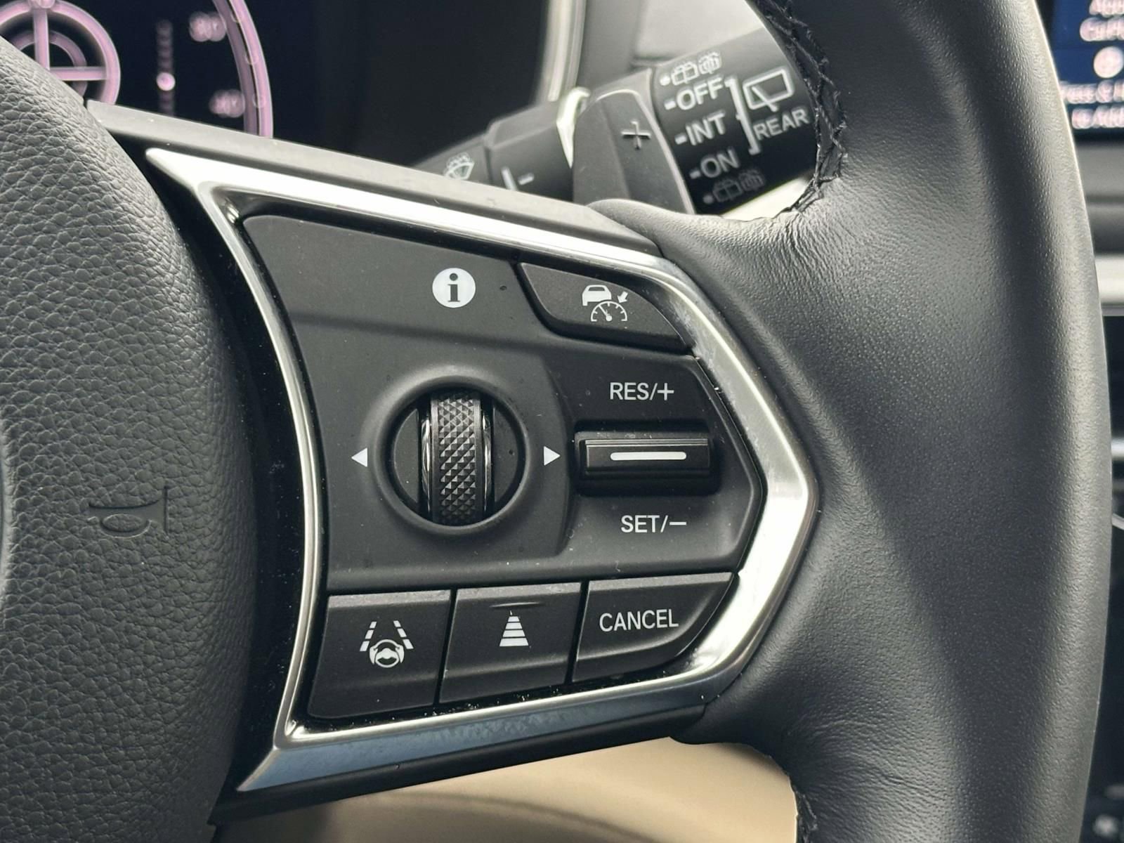 Certified 2025 Acura MDX w/ Technology Package image 25