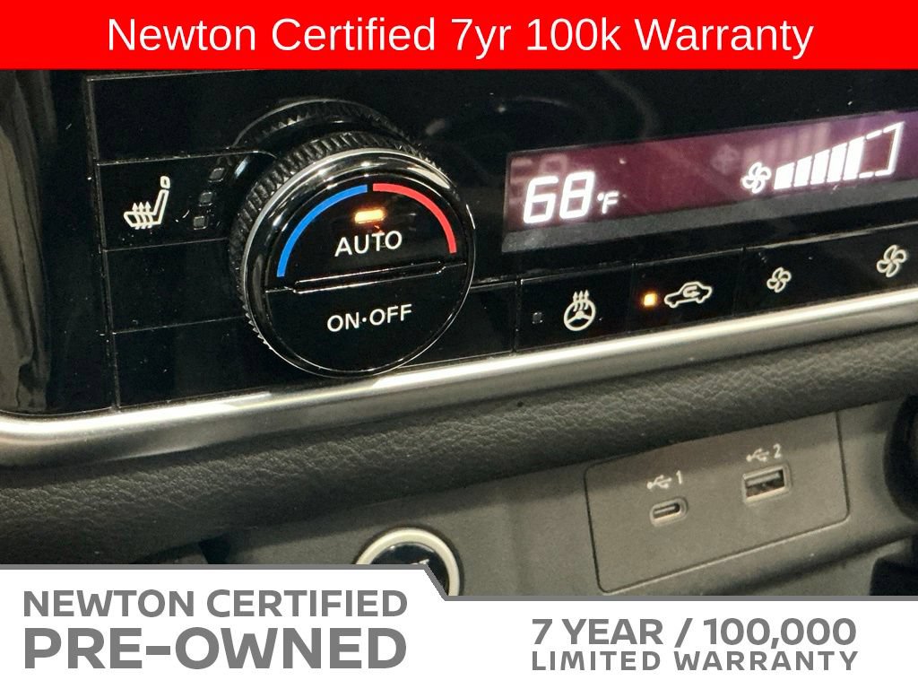 Used 2021 Nissan Rogue SV w/ Premium Package FWD image 12