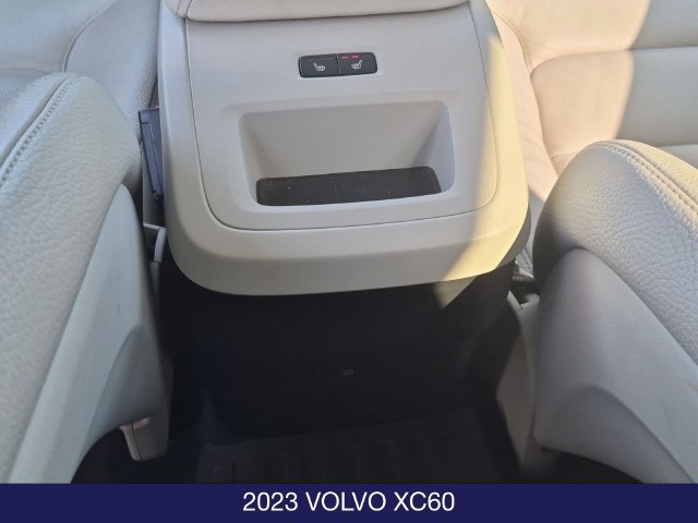 Used 2023 Volvo XC60 B5 Plus w/ Climate Package AWD/4WD image 18