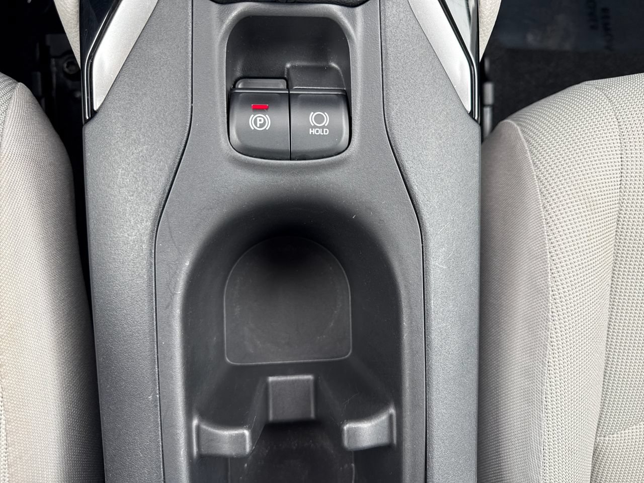Used 2023 Toyota Corolla Cross L AWD/4WD image 23