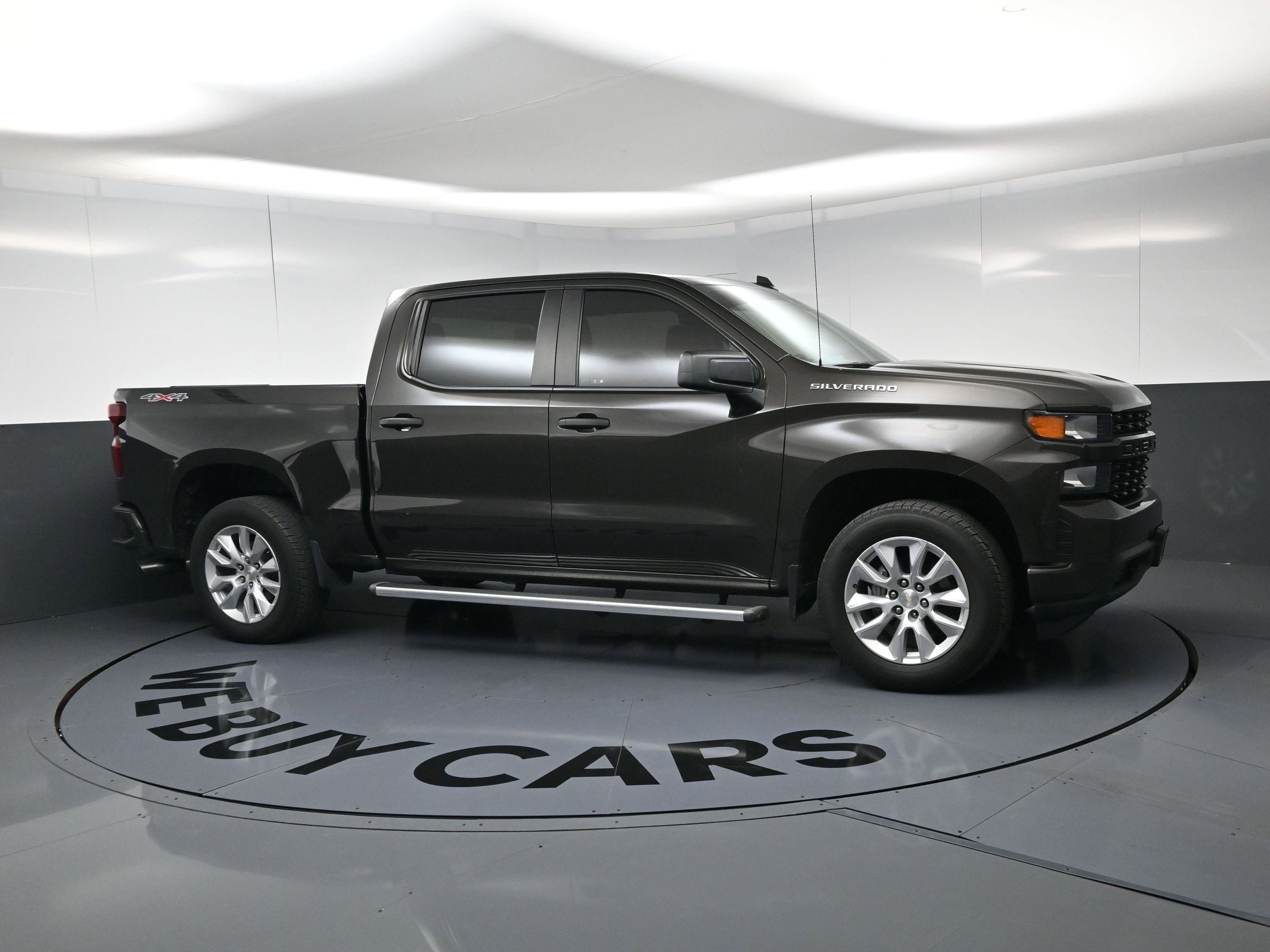 Used 2022 Chevrolet Silverado 1500 Custom w/ Safety Confidence Package AWD/4WD video 2