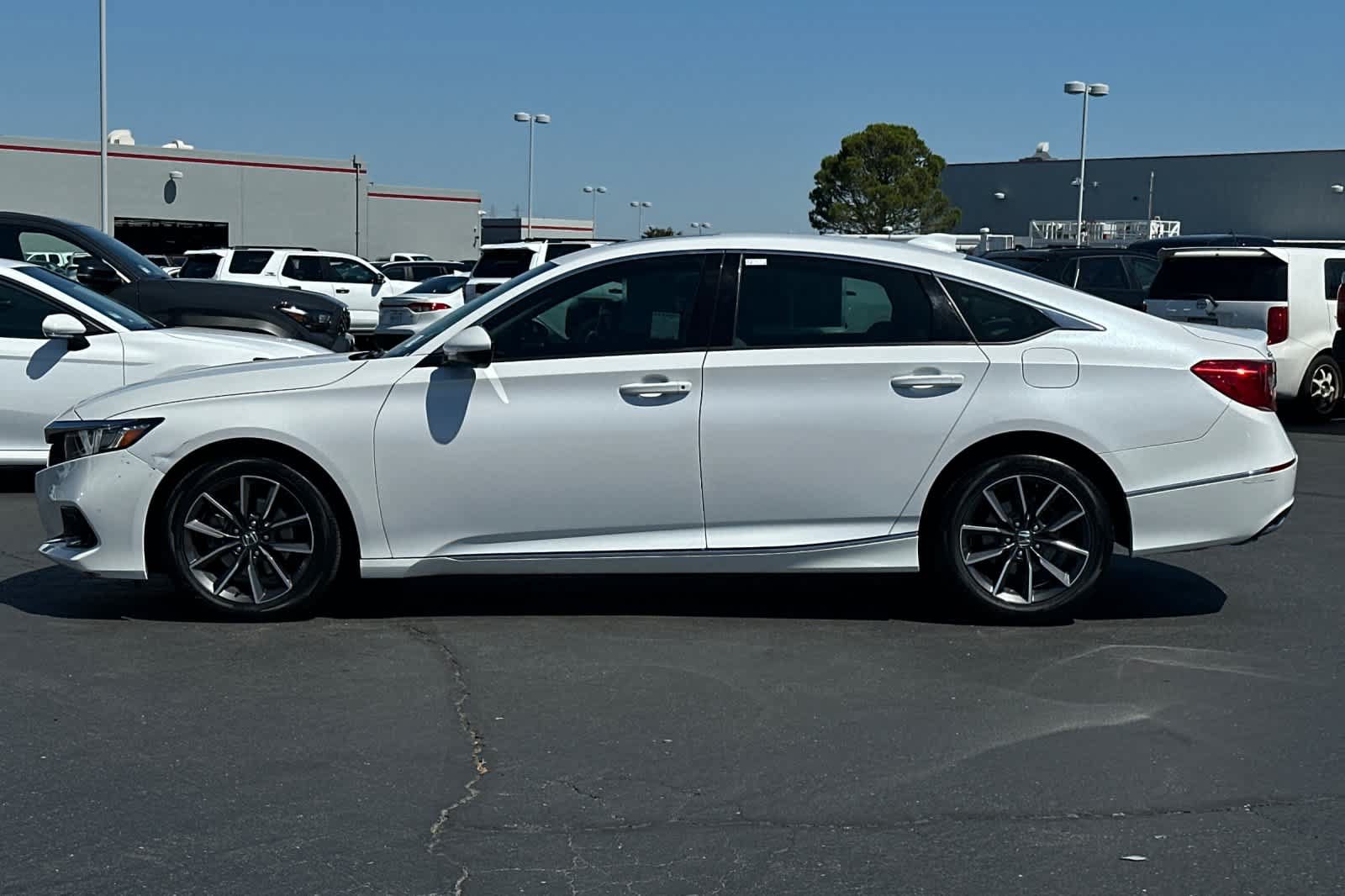 Used 2021 Honda Accord EX-L image 9