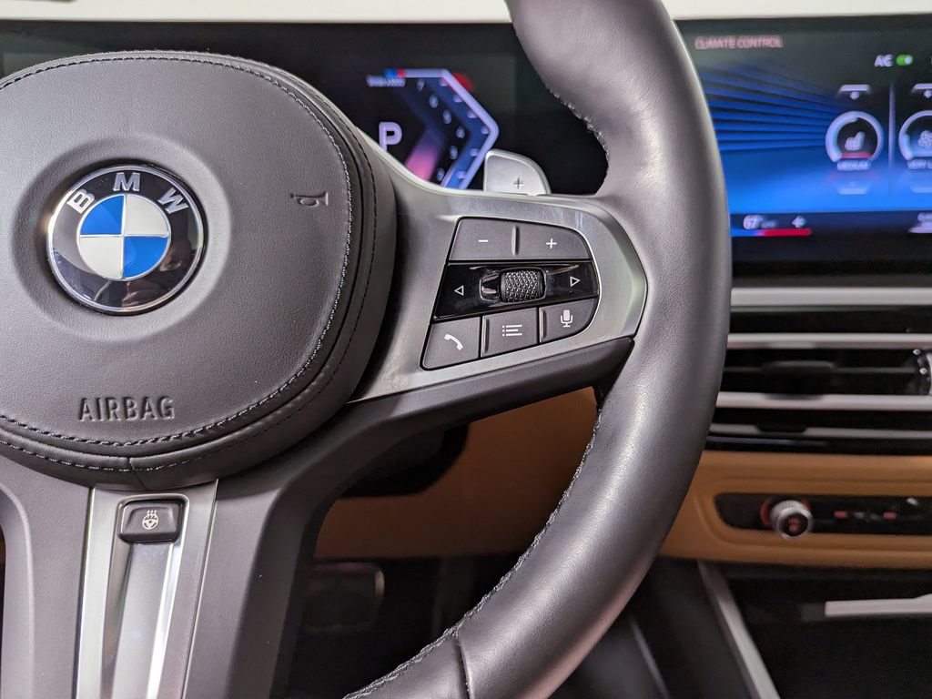 Used 2023 BMW 330i xDrive Sedan w/ M Sport Package AWD/4WD image 35