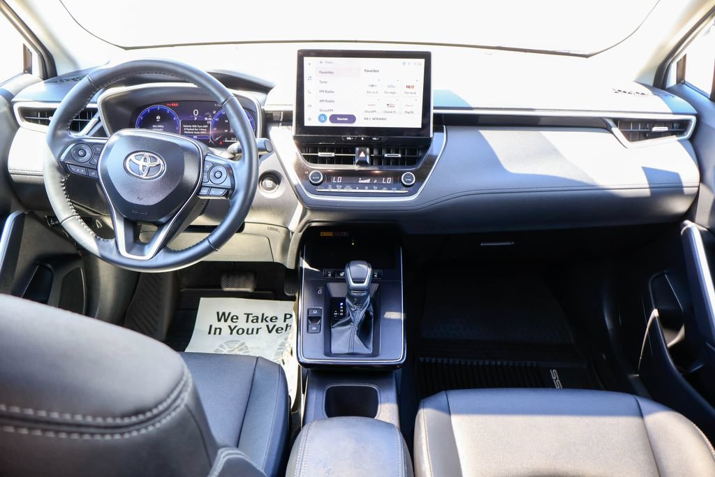 Used 2026 Toyota Corolla Cross XLE w/ Convenience Package AWD/4WD image 8