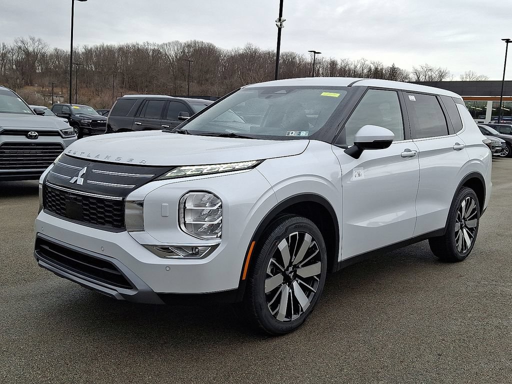 New 2026 Mitsubishi Outlander SE AWD/4WD image 2
