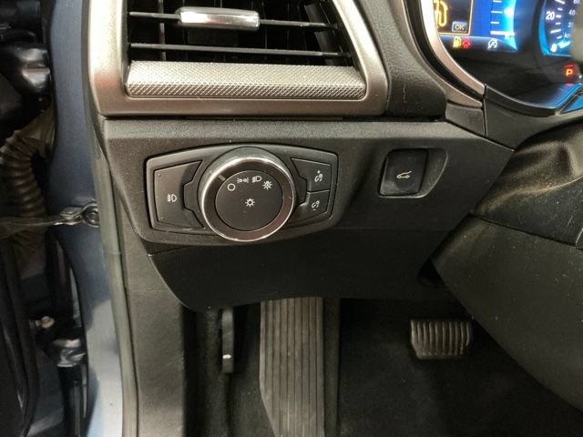 Used 2019 Ford Fusion SE w/ Equipment Group 151A FWD image 20