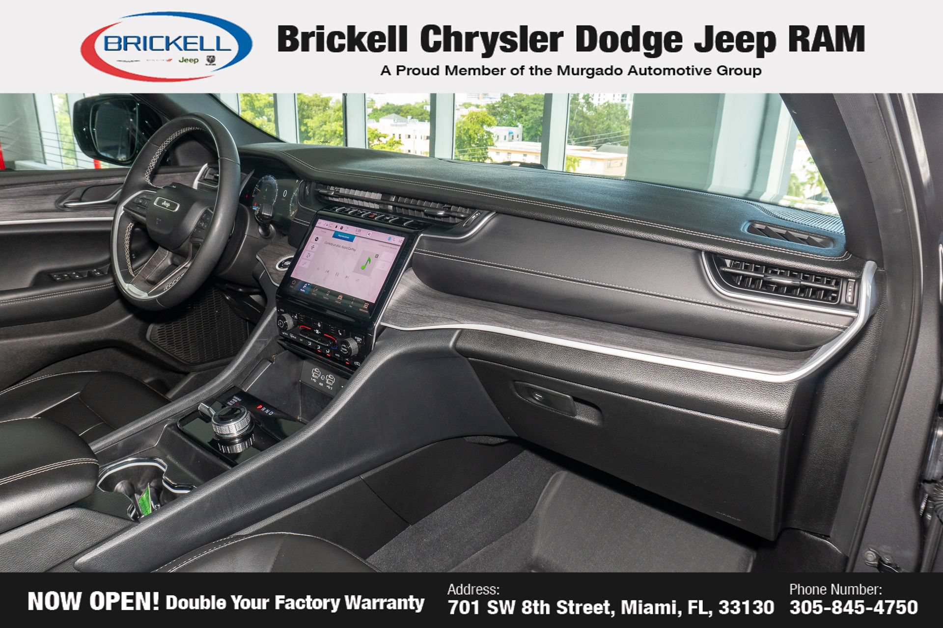 Used 2025 Jeep Grand Cherokee Limited AWD/4WD image 18