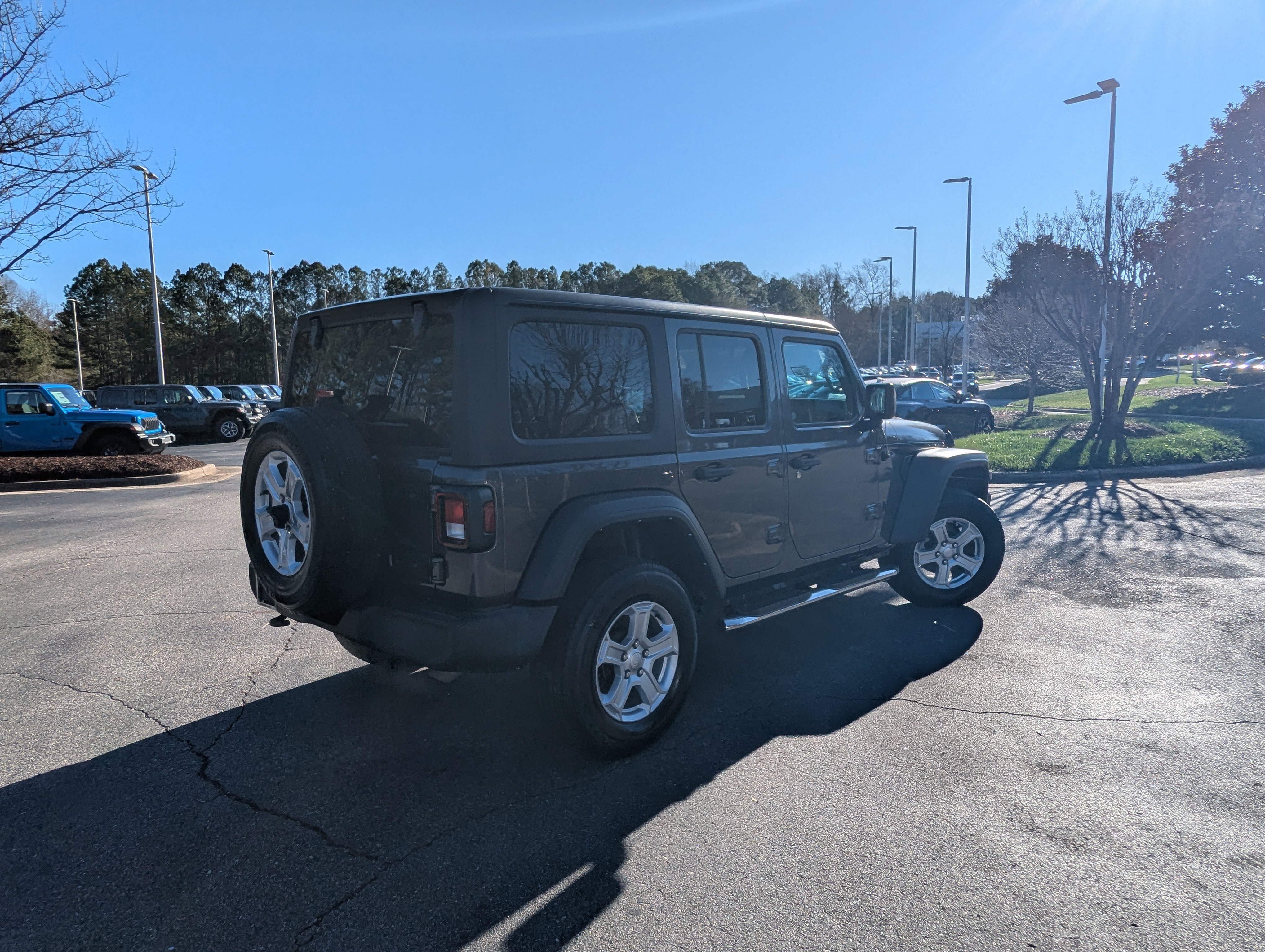 Certified 2022 Jeep Wrangler Sport S image 5
