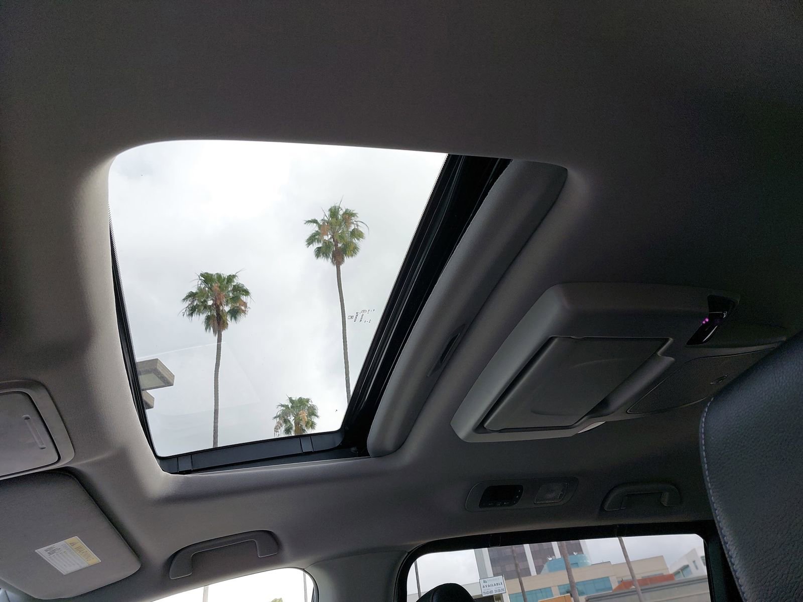 Certified 2024 Honda Odyssey Touring image 31