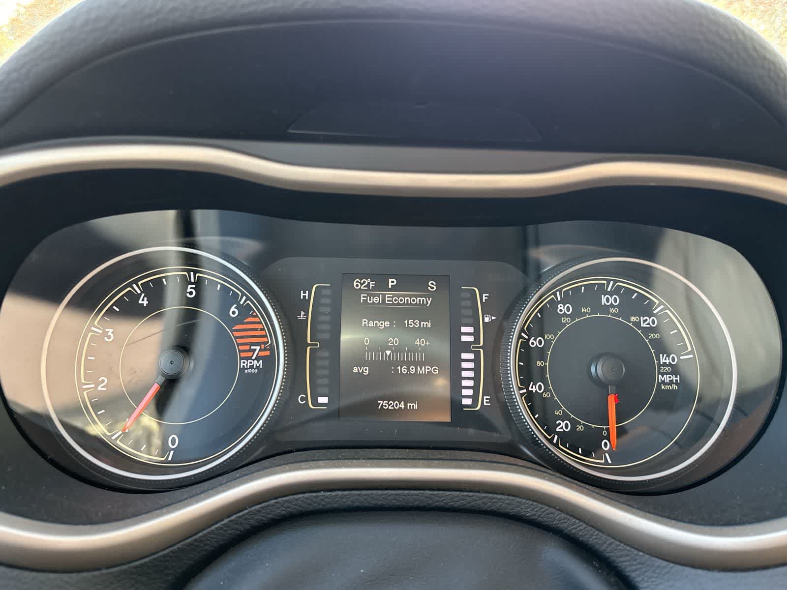 Certified 2017 Jeep Cherokee Latitude FWD image 9