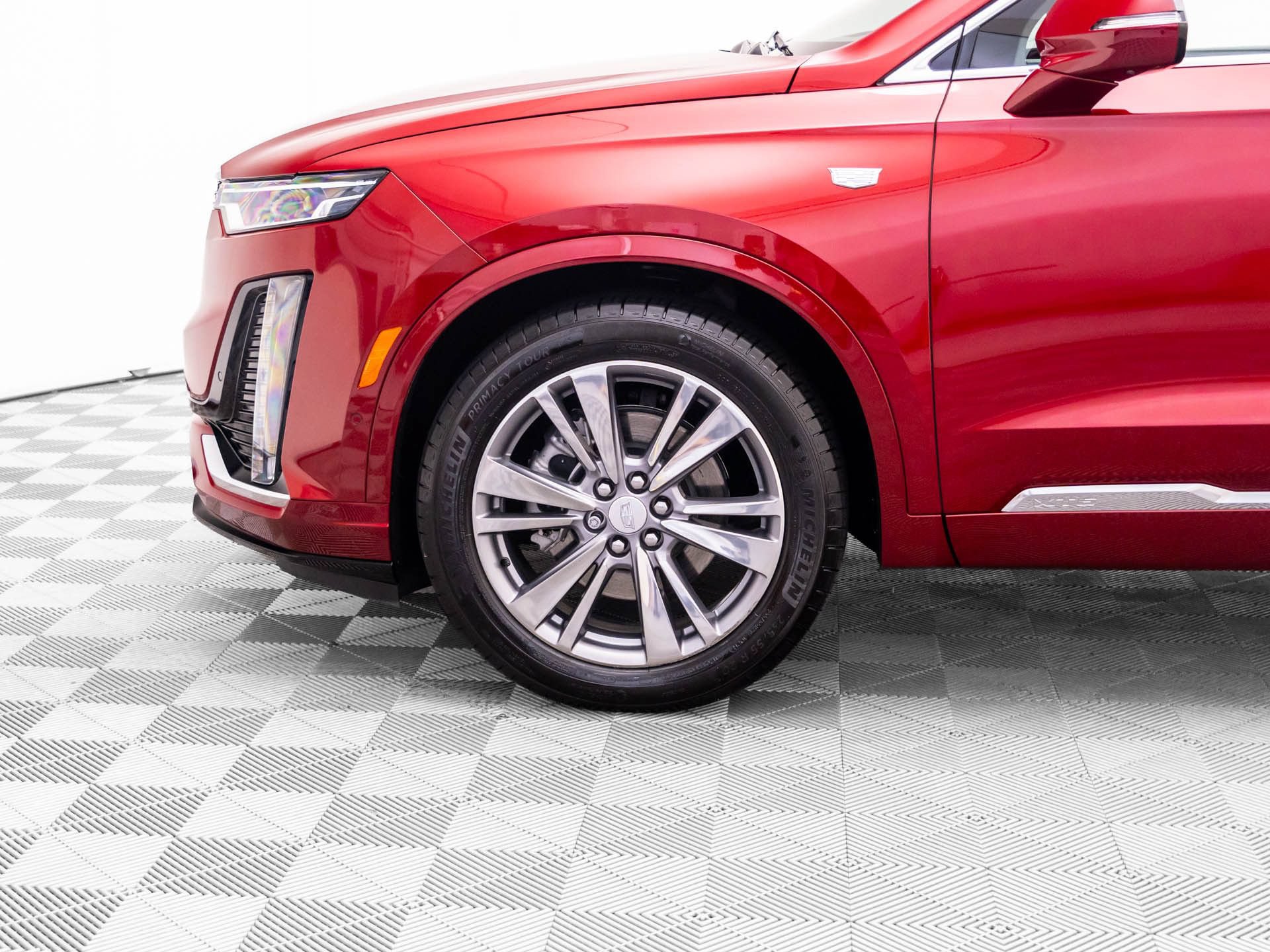 Used 2025 Cadillac XT6 Premium Luxury w/ Platinum Package AWD/4WD image 36