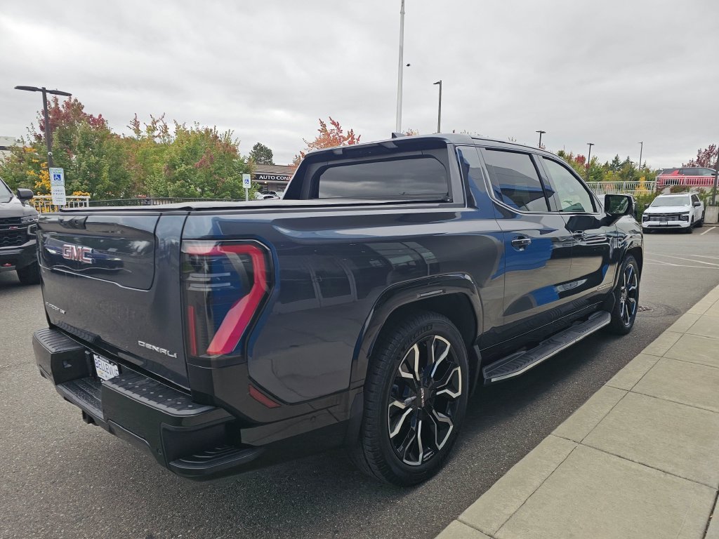 Used 2026 GMC Sierra EV Denali AWD/4WD image 7