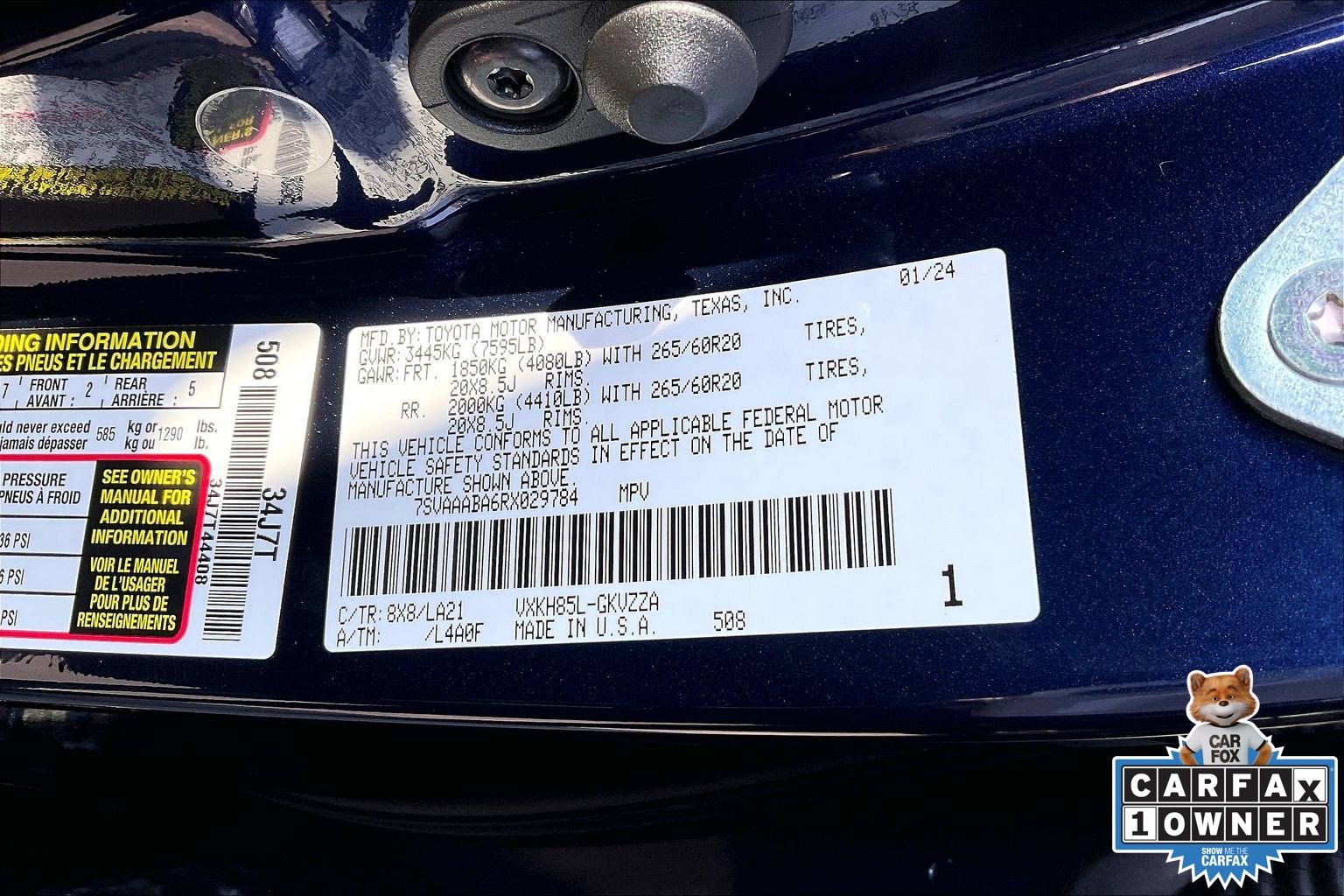 Used 2024 Toyota Sequoia Platinum w/ TRD Off-Road Package AWD/4WD image 33