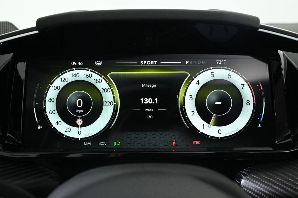 Used 2026 Aston Martin V8 Vantage S image 11