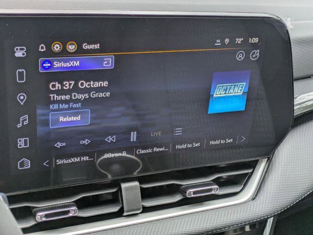 New 2026 Chevrolet Equinox LT FWD image 18