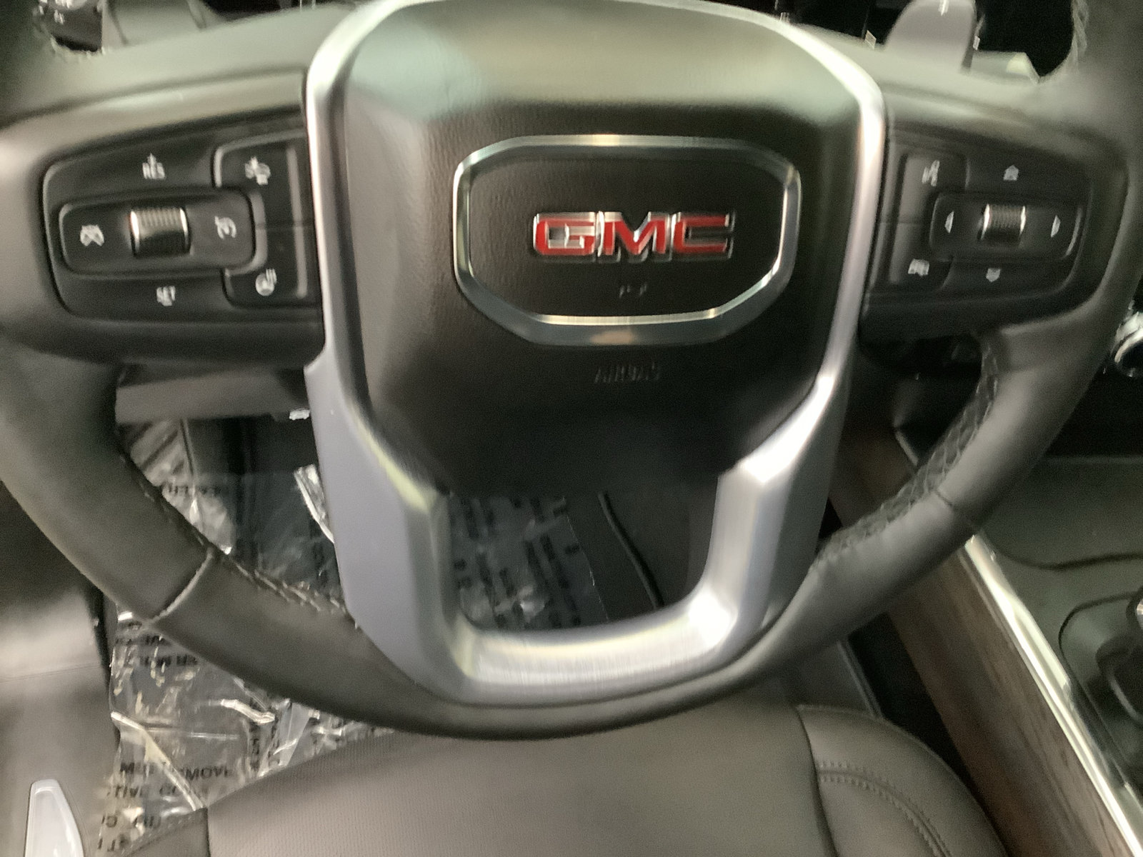 New 2026 GMC Sierra 1500 SLT w/ SLT Convenience Package AWD/4WD image 15