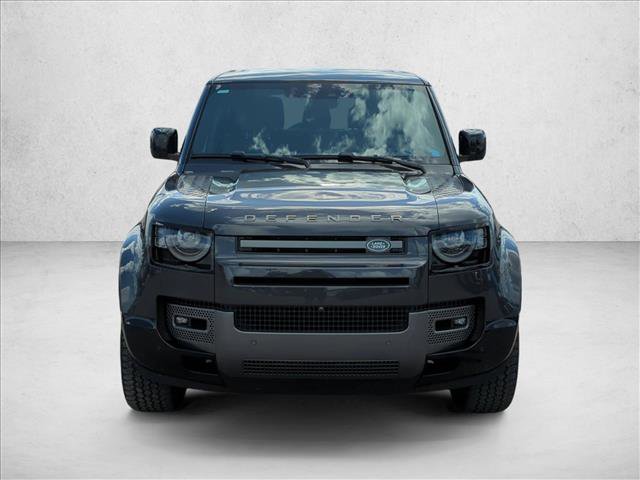 Used 2024 Land Rover Defender 90 V8 image 2