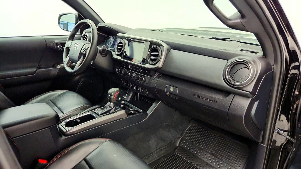 Used 2019 Toyota Tacoma TRD Pro AWD/4WD image 26