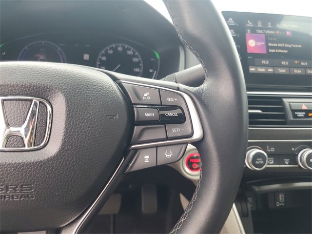 Used 2019 Honda Accord Touring image 18