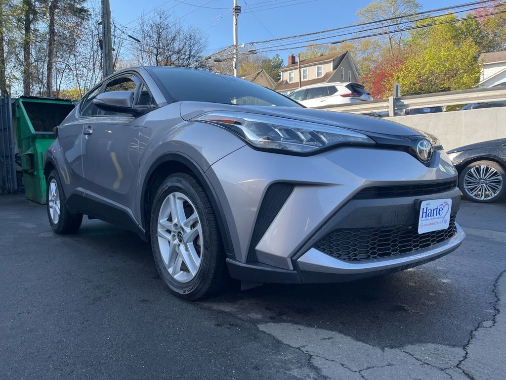 Used 2020 Toyota C-HR LE FWD image 3